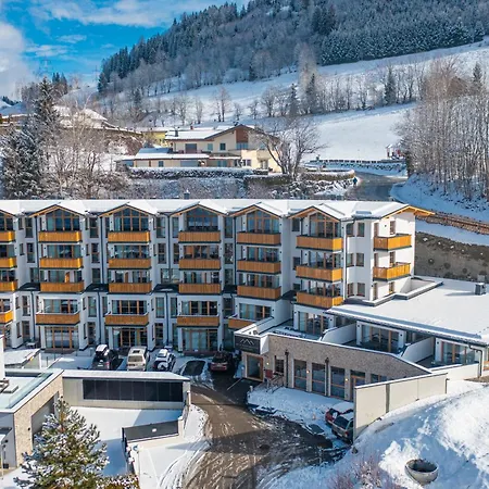 Alpendorf Ski- & Sonnenresort By Alpentravel Hotel